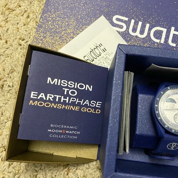 Swatch X Omega MOONSHINE GOLD (Hunter’s Moon) - Picture 3 of 13